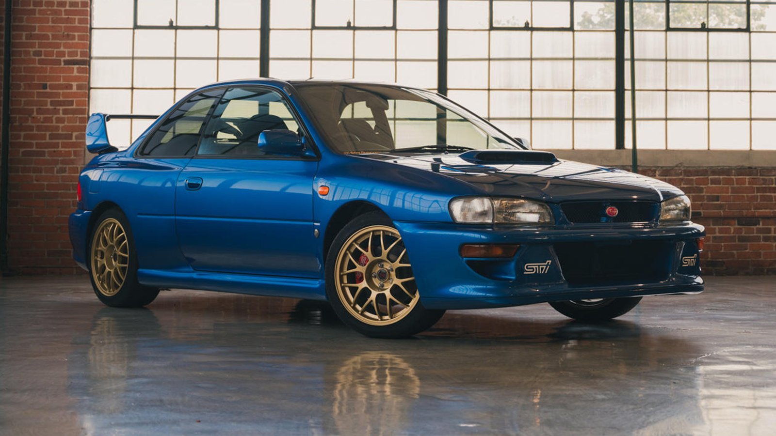 Subaru-Impreza-STI-22B-10a